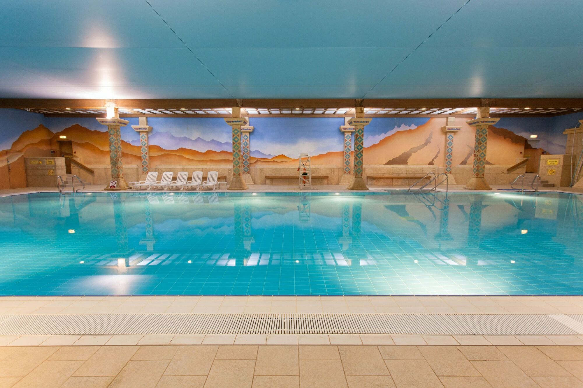 Tlh Carlton Hotel And Spa - Tlh Leisure And Entertainment Resort Torquay Exterior photo